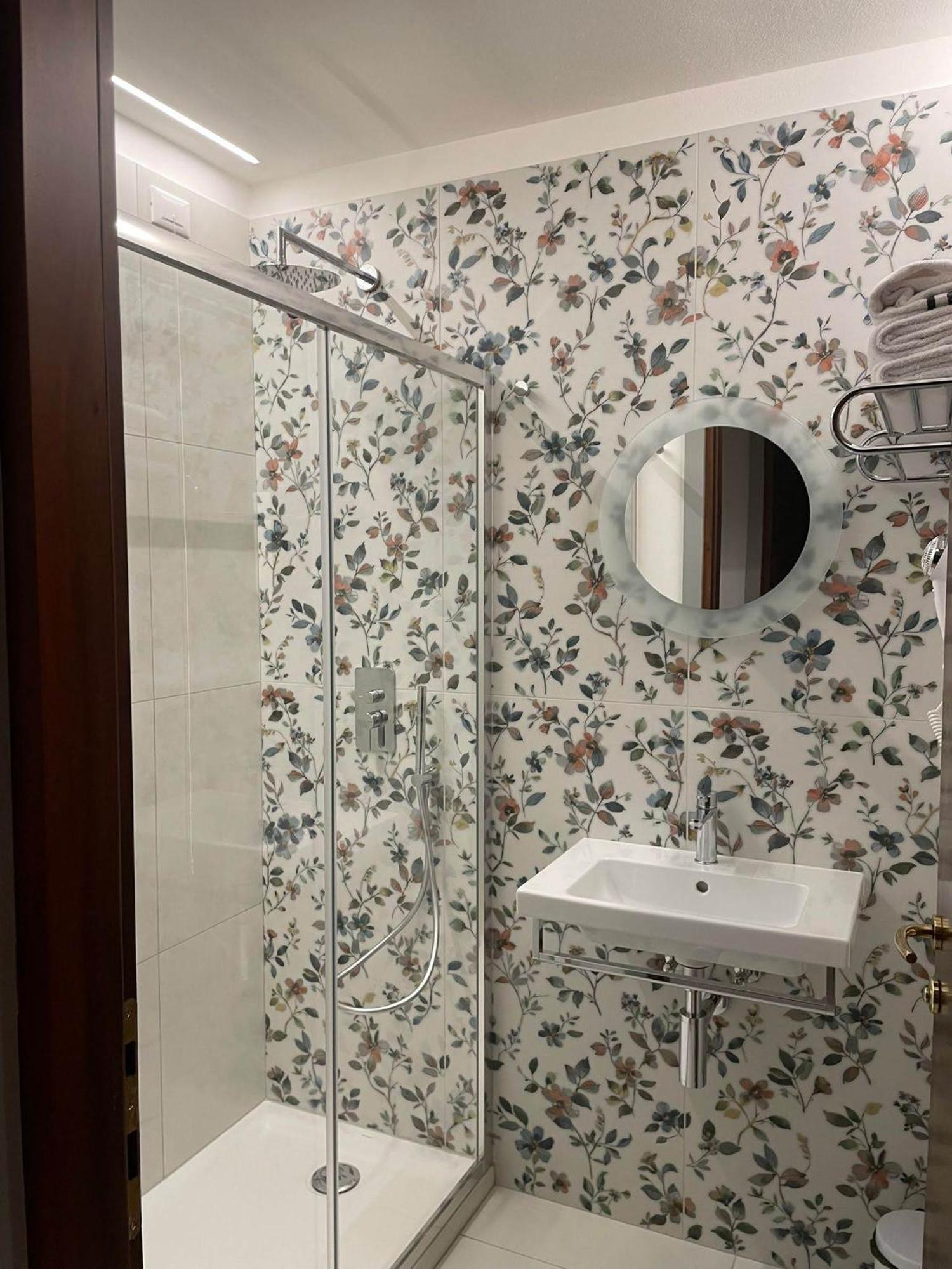 Bed And Breakfast Sweet Home Tirano Exterior foto