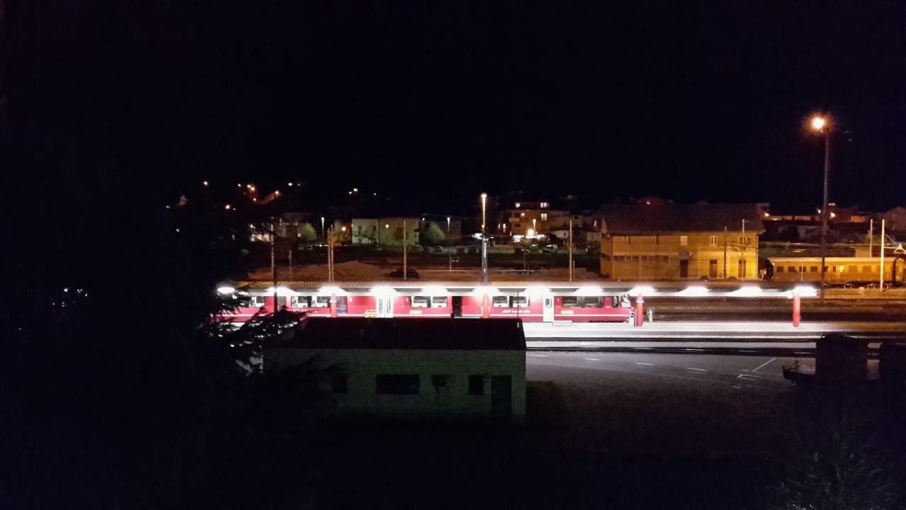 Bed And Breakfast Sweet Home Tirano Exterior foto